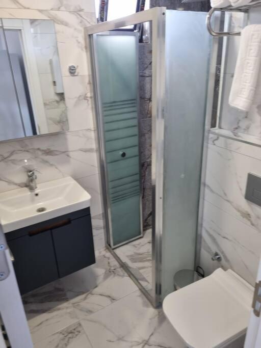 Otel Royal Homes 506